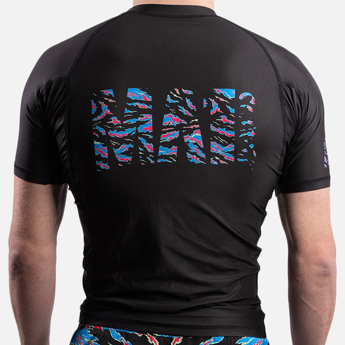 MA1 Camo Fire Logo Black Short Sleeve Rashguard - product photo 4