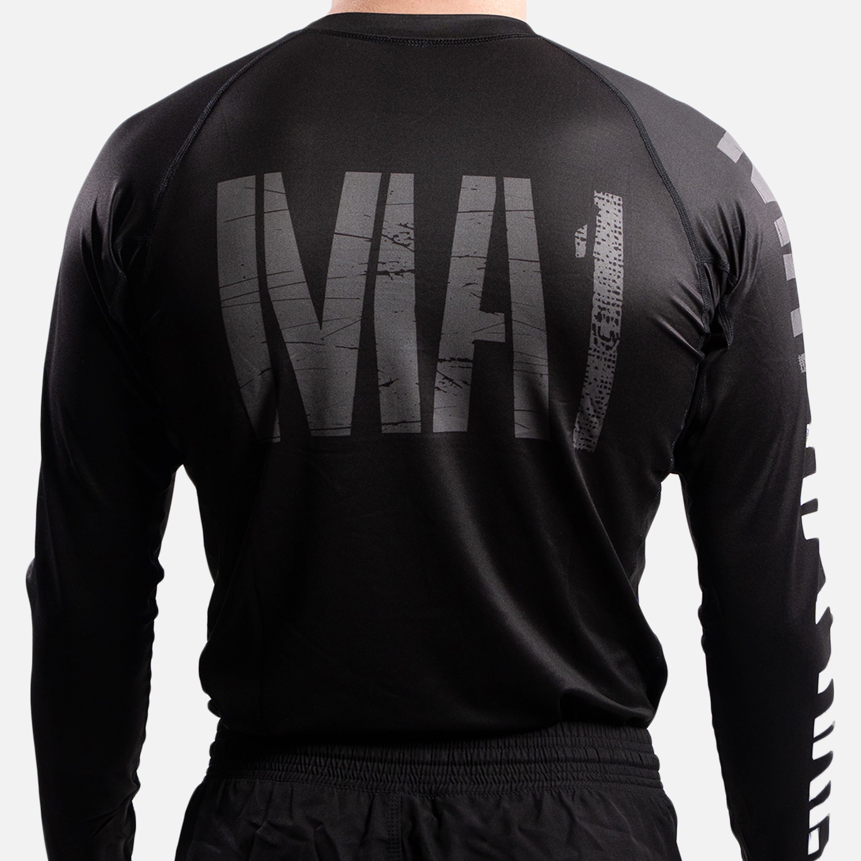 MA1 Long Sleeve Rash Guard - Gradient Black